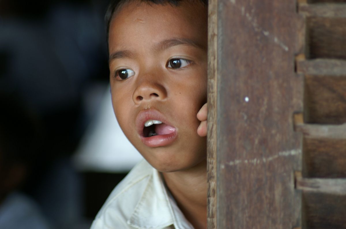 Un écolier au Cambodge